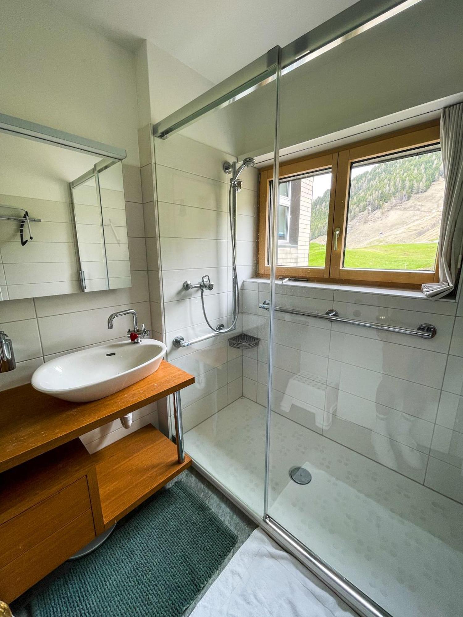 Modernes Im Herzen Von Balkon & Bergblick Appartement Andermatt