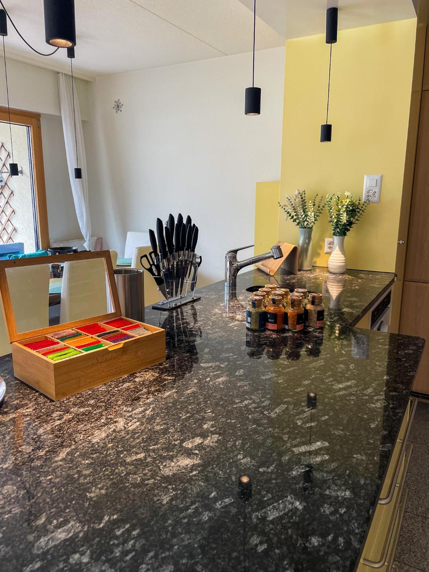 Appartement Modernes Im Herzen Von Balkon & Bergblick Andermatt