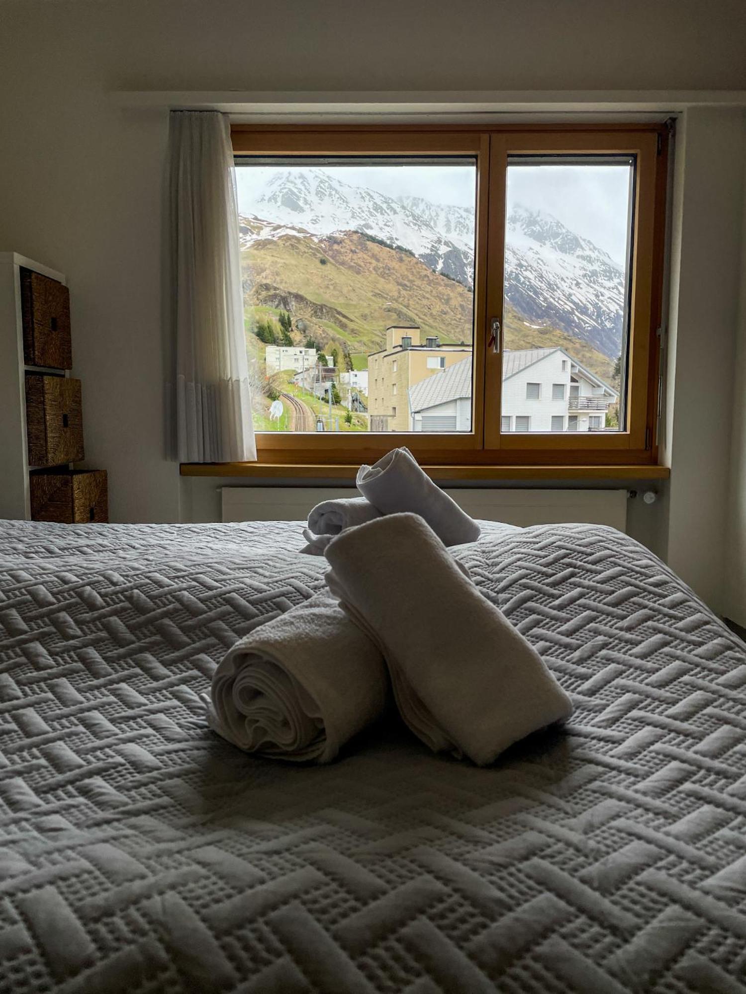 Modernes Im Herzen Von Balkon & Bergblick
